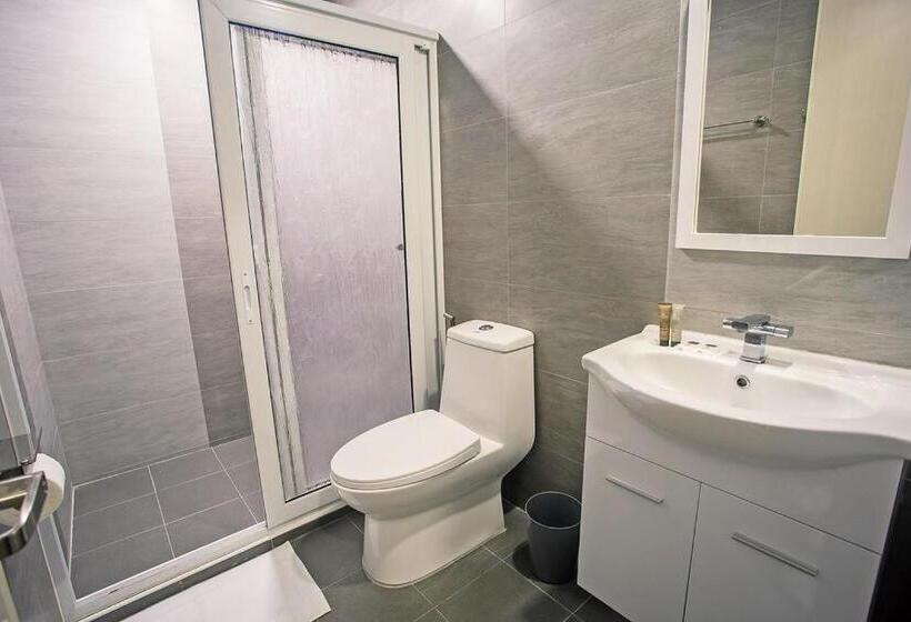 اتاق سوپریور خانوادگی, Anika Suites