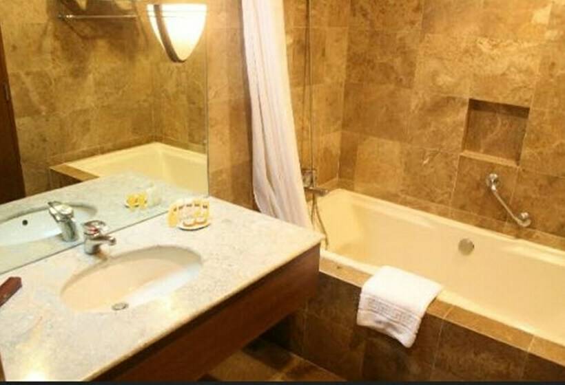 套房, Holiday Inn & Suites Batangas Limapark, An Ihg