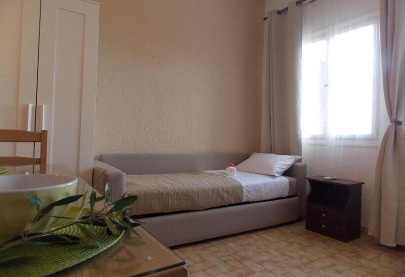 Apartamento 1 Dormitório Vista Mar, Mirabella Apartments