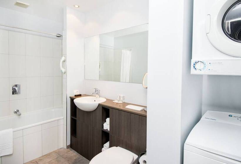 Студия Стандарт, Quest Newmarket Serviced Apartments
