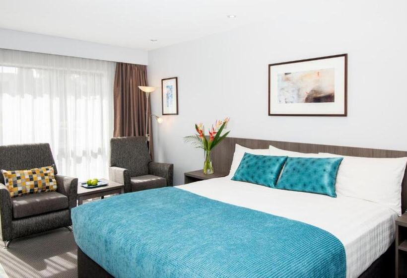 Студия Стандарт, Quest Newmarket Serviced Apartments