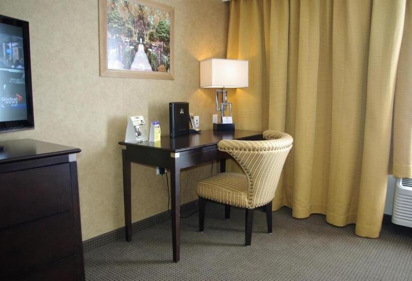 キングサイズベッドのスタンダードルーム, Camrose Resort Casino