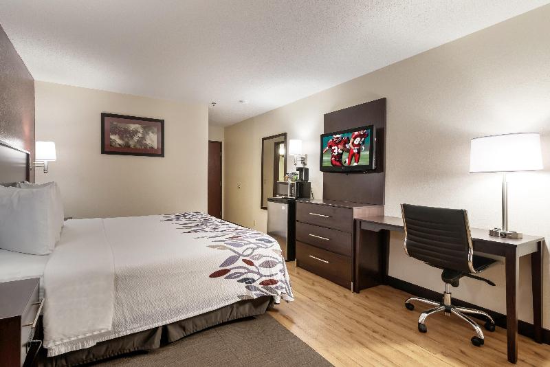 스탠다드 룸 킹사이즈 침대, Red Roof Inn Auburn
