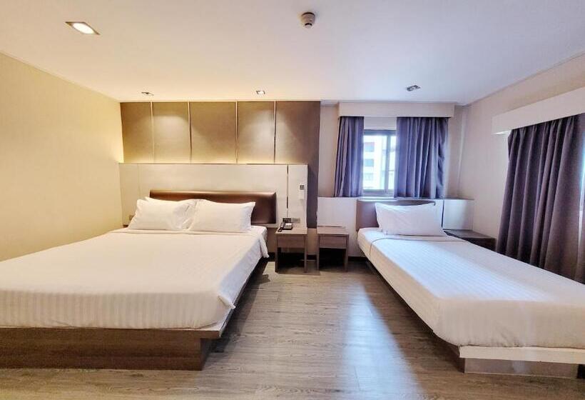 Quarto Triplo Estandar, Citin Sukhumvit 11 Nana Bangkok By Compass Hospitality