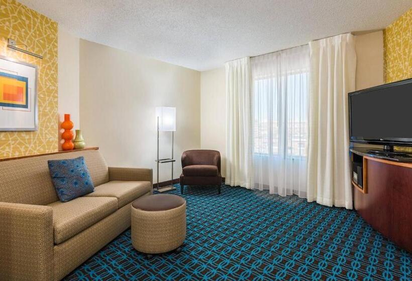 Люкс Кровать Кинг, Fairfield Inn & Suites – Buffalo Airport