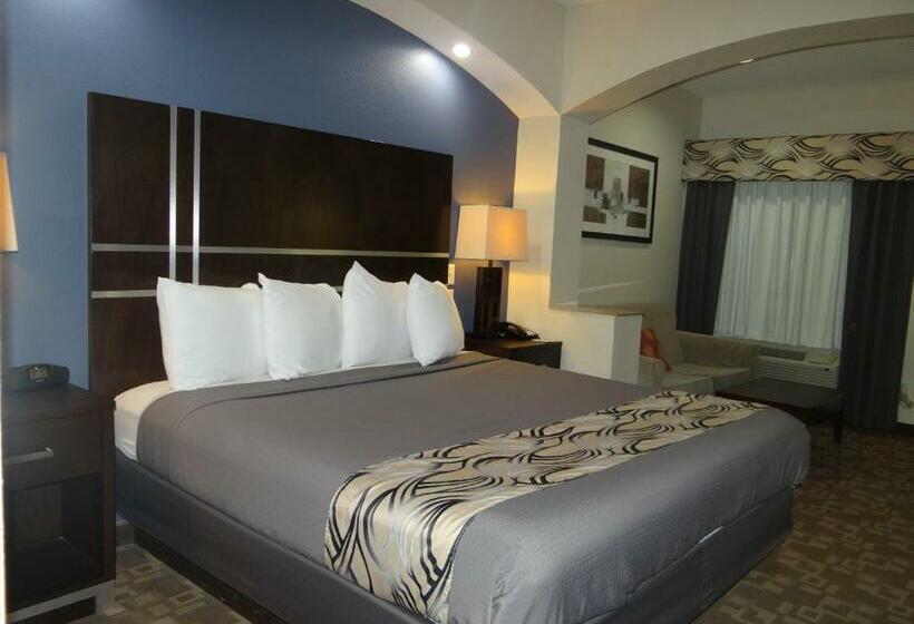 מיטת קינג בסוויטה, Regency Inn & Suites  Baytown