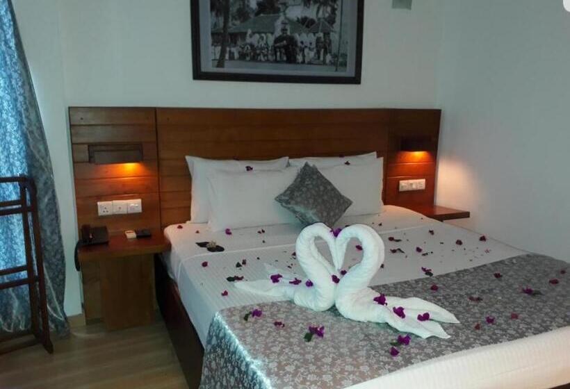 Superior Room, Kandyan View Holiday Bungalow   Free Pickup From Kandy City