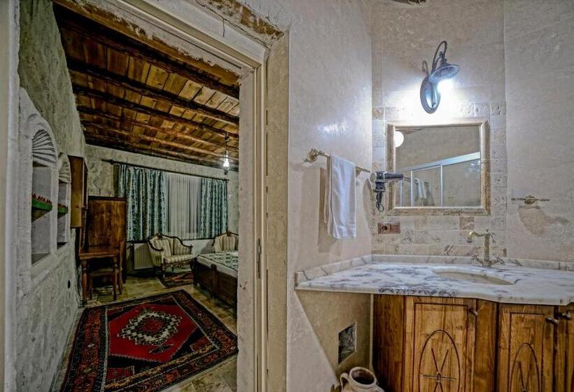 Номер Стандарт, Elysee Cave House