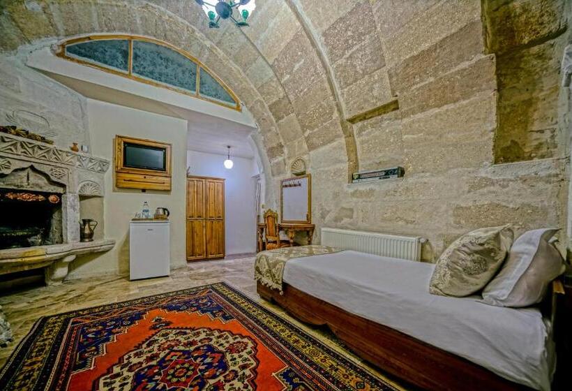 Четырехместный Номер Стандарт, Elysee Cave House