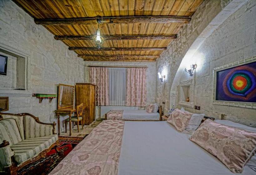 Номер Стандарт Трехместный, Elysee Cave House