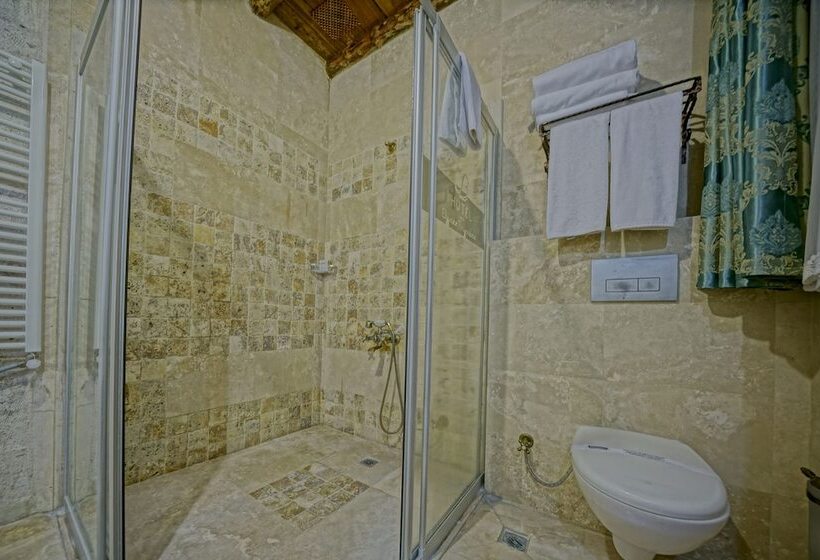 Номер Стандарт Трехместный, Elysee Cave House
