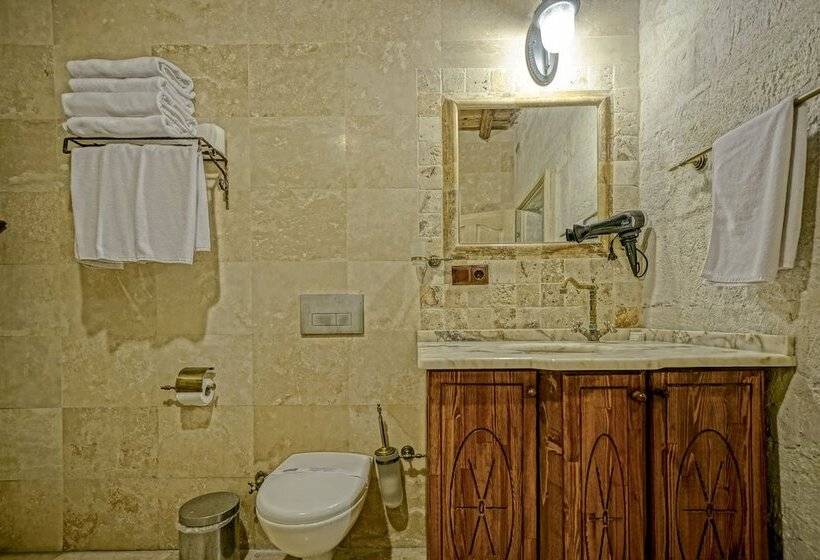 Четырехместный Номер Стандарт, Elysee Cave House