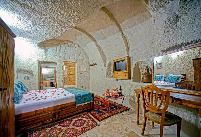 Номер Стандарт, Elysee Cave House