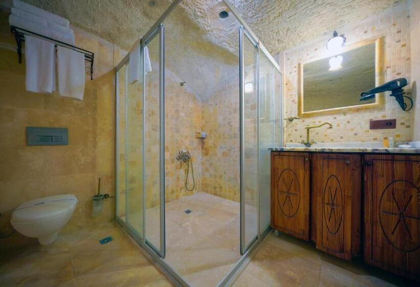 Family Suite, Elysee Cave House