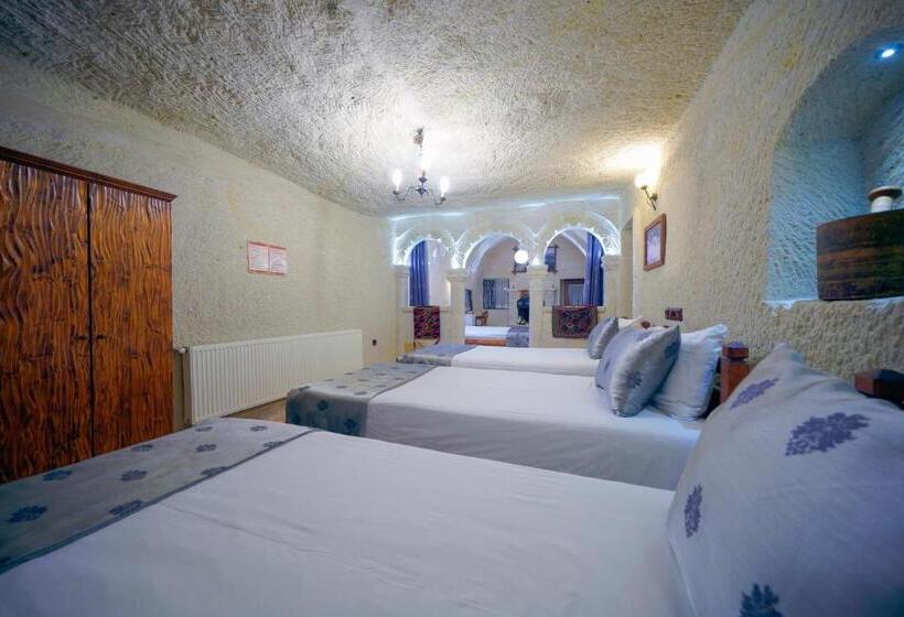 Family Suite, Elysee Cave House