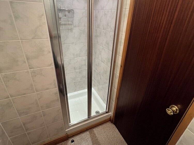 Номер Стандарт, Butlers Guest House