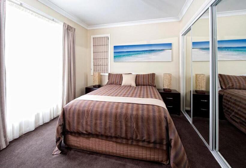 Дом 3 Спальни, Dolphin Shores
