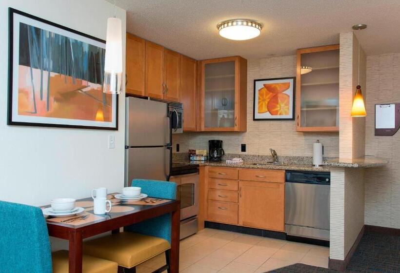 Люкс Кровать Кинг, Residence Inn Toledo Maumee