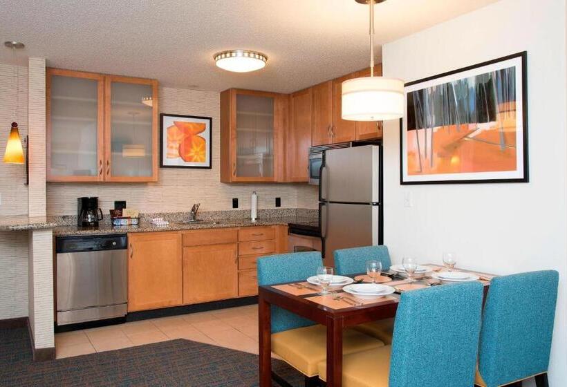 Люкс 2 Спальни, Residence Inn Toledo Maumee