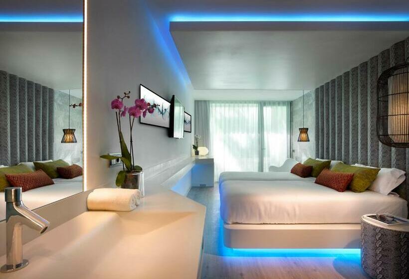 Номер Deluxe, Hard Rock Hotel Ibiza