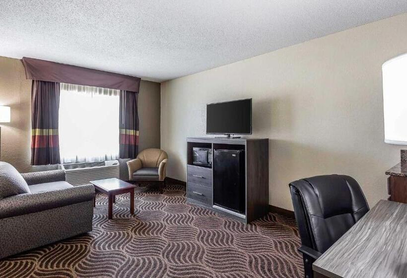 Люкс, Quality Inn & Suites