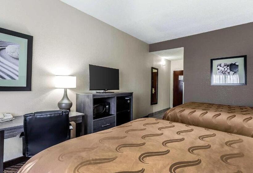 Номер Стандарт, Quality Inn & Suites