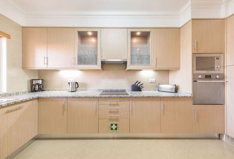 Вилла Deluxe 3 Спальни, Lakeside Country Club   Apartamentos Turísticos