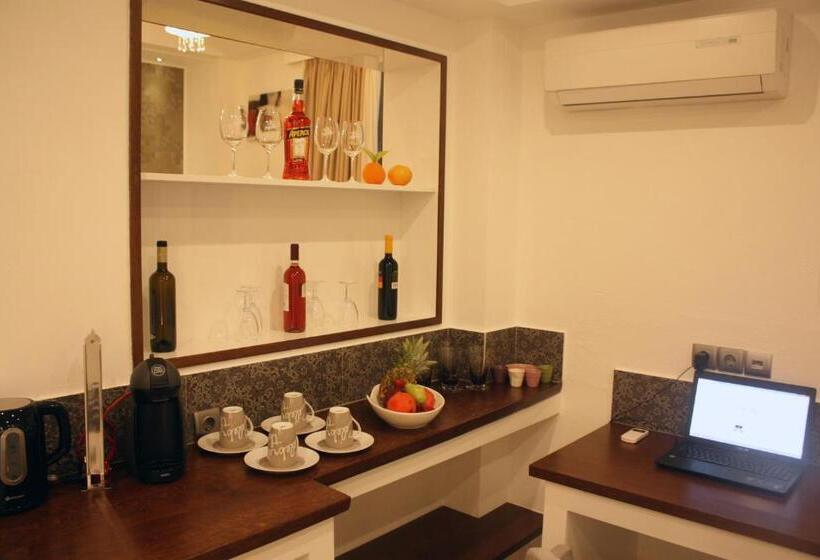 سوییت, Lindian Jewel Hotel And Villas