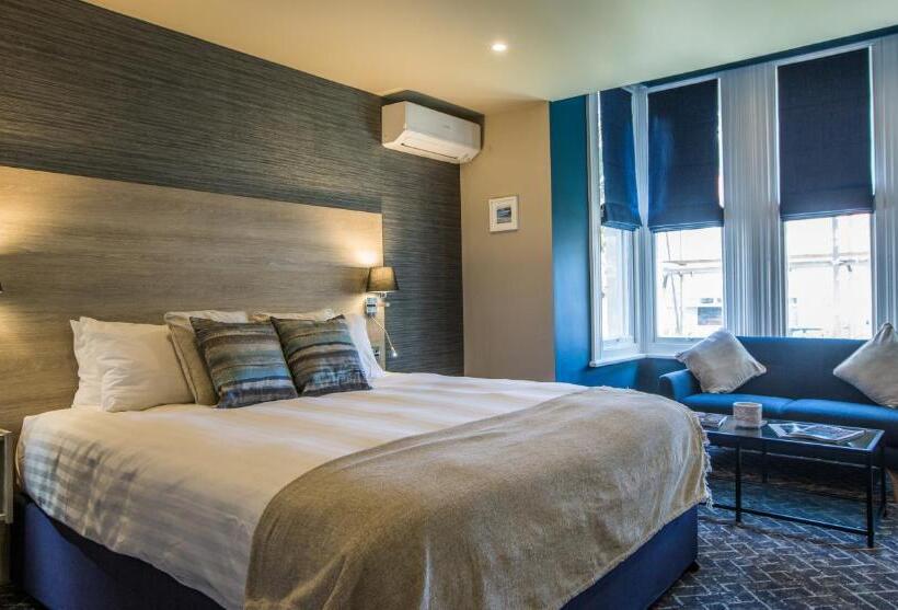 חדר אקזקיוטיב, No5 Durley Road   Contemporary Serviced Rooms And Suites   No Food Available
