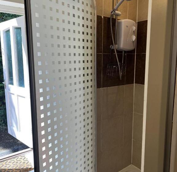 חדר סטודיו סטנדרד, No5 Durley Road   Contemporary Serviced Rooms And Suites   No Food Available