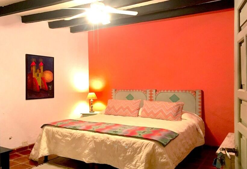 스탠다드 룸, Casa De La Noche