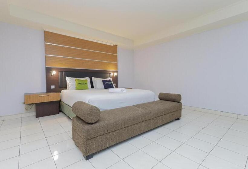 스위트, Urbanview Hotel Taman Suci Denpasar Bali
