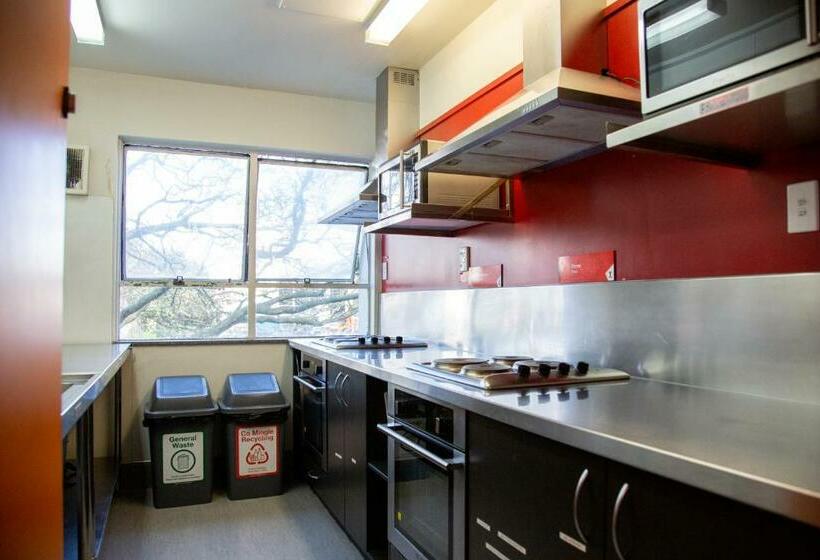 스탠다드 싱글 룸 공동욕실, Ymca Hostel