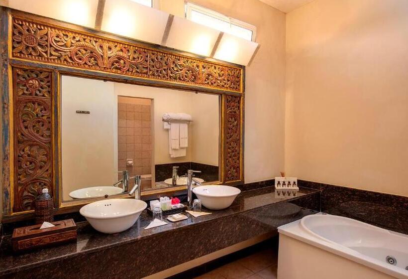 سوییت لوکس, Diamonds Malindi