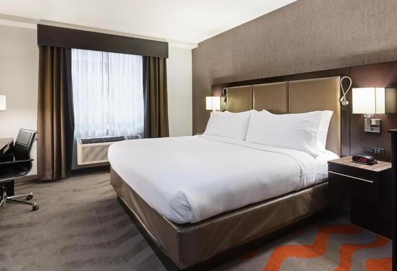 带大床的行政房间, Holiday Inn Lower East Side, An Ihg