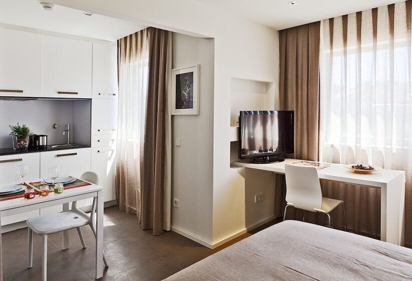 استودیوی استاندارد, Bnapartments Palacio