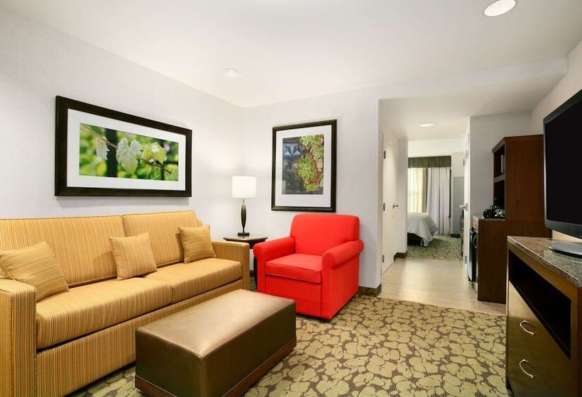 Полулюкс, Hilton Garden Inn Auburn