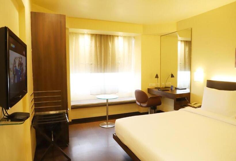 Номер Deluxe, Marasa Sarovar Portico  Rajkot