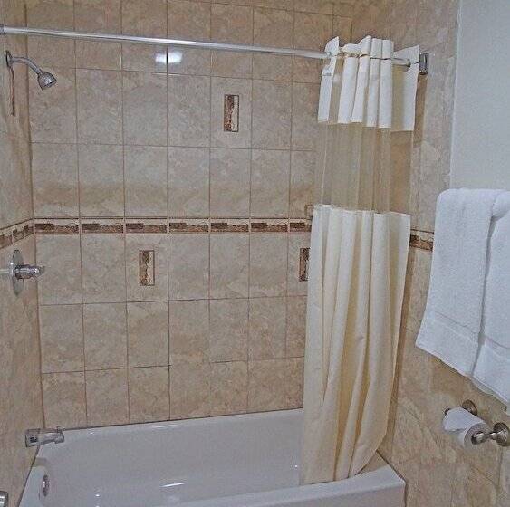 스탠다드 룸 더블 침대 2개, Lincoln Motel   Los Angeles, Hollywood Area
