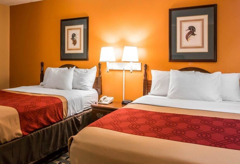 Номер Стандарт 2 Двуспальные Кровати, Econo Lodge