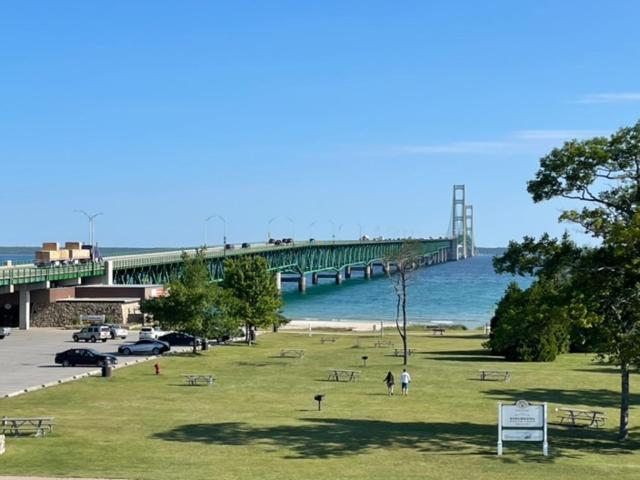 Номер Стандартный Кровать Куин, Parkside Inn Bridgeview