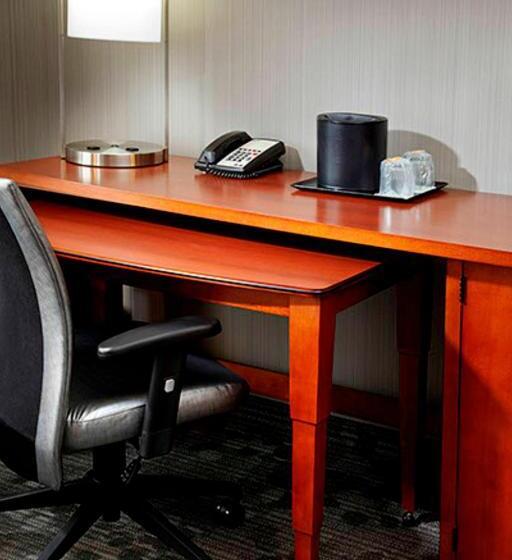 Номер Стандарт, Courtyard By Marriott Akron Stow
