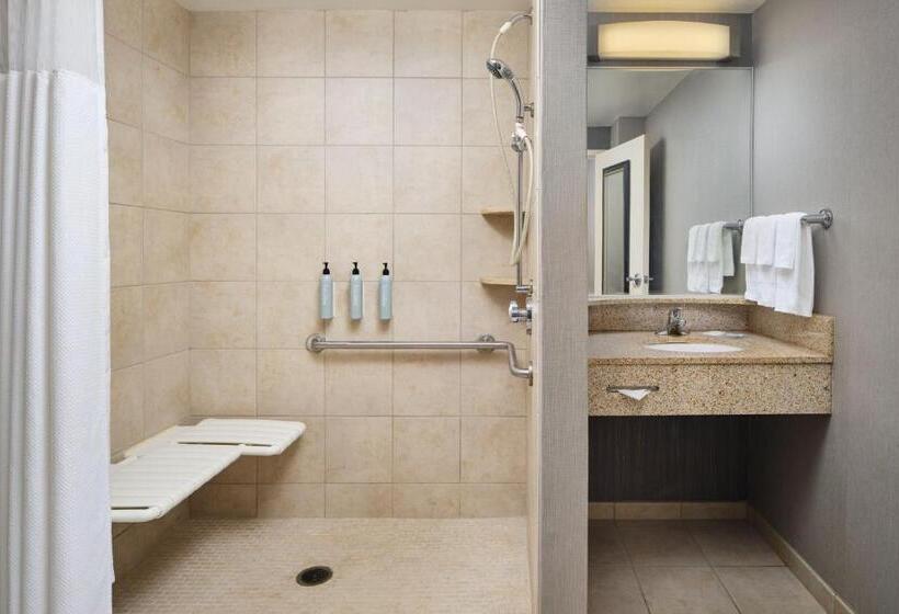 Номер Стандарт, Courtyard By Marriott Akron Stow