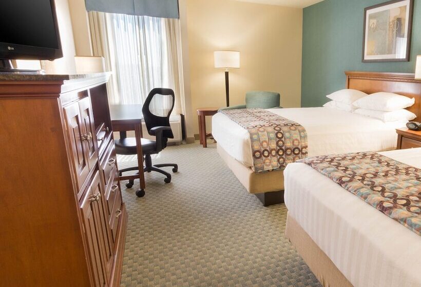 디럭스 룸, Drury Inn & Suites Birmingham Lakeshore Drive