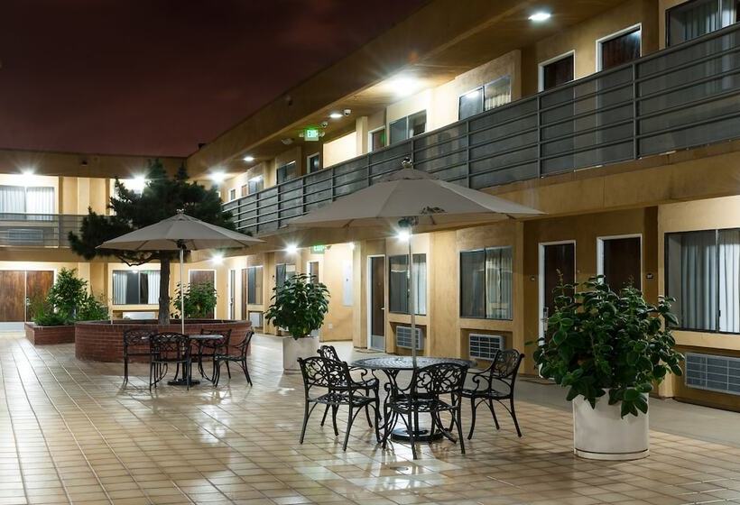 Номер Deluxe, Gardena Terrace Inn