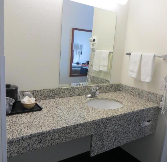 Стандартный Номер Кровать Кинг, Travelodge By Wyndham Missouri Valley