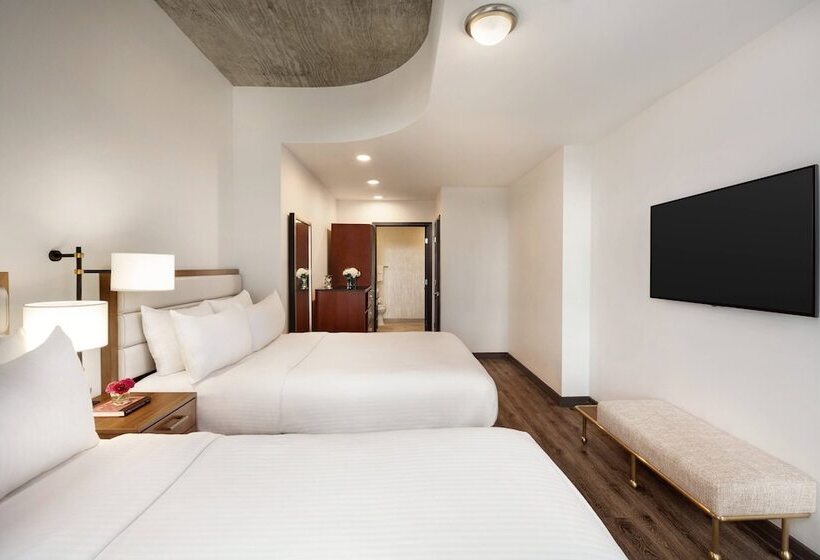 Suite com Varanda, Twelve Midtown, Marriott Autograph Collection