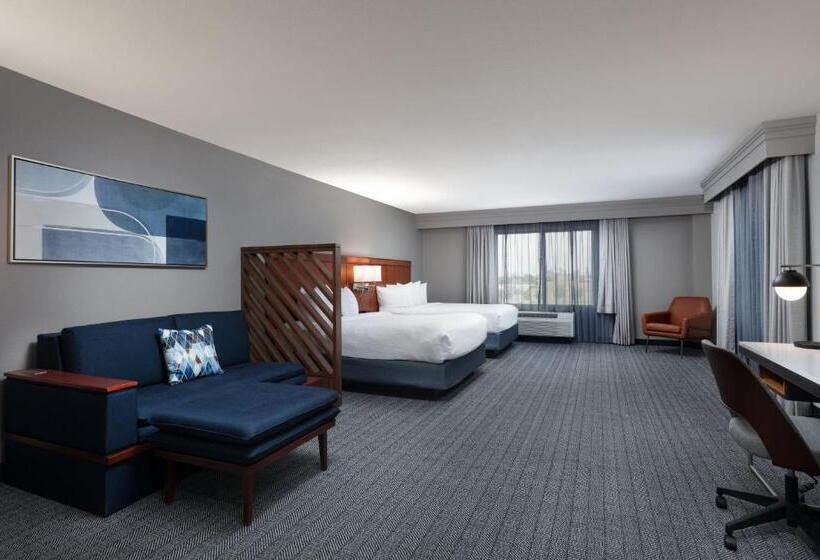 Номер Стандарт, Courtyard By Marriott Wichita At Old Town