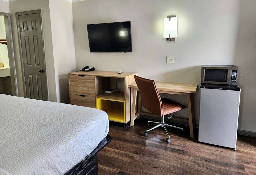 Номер Стандарт 2 Двуспальные Кровати, Days Inn By Wyndham Slidell