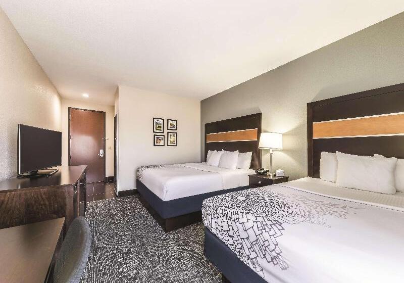 Номер Deluxe, La Quinta By Wyndham Tulsa   Catoosa